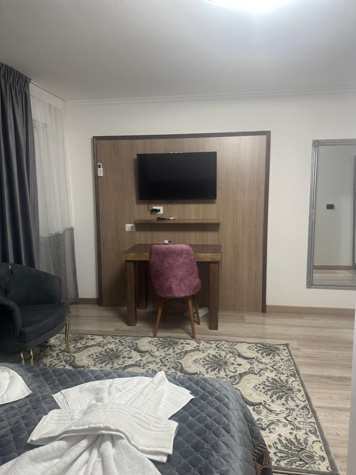 Pensiunea Cascada Putnei Lepşa 外观 照片