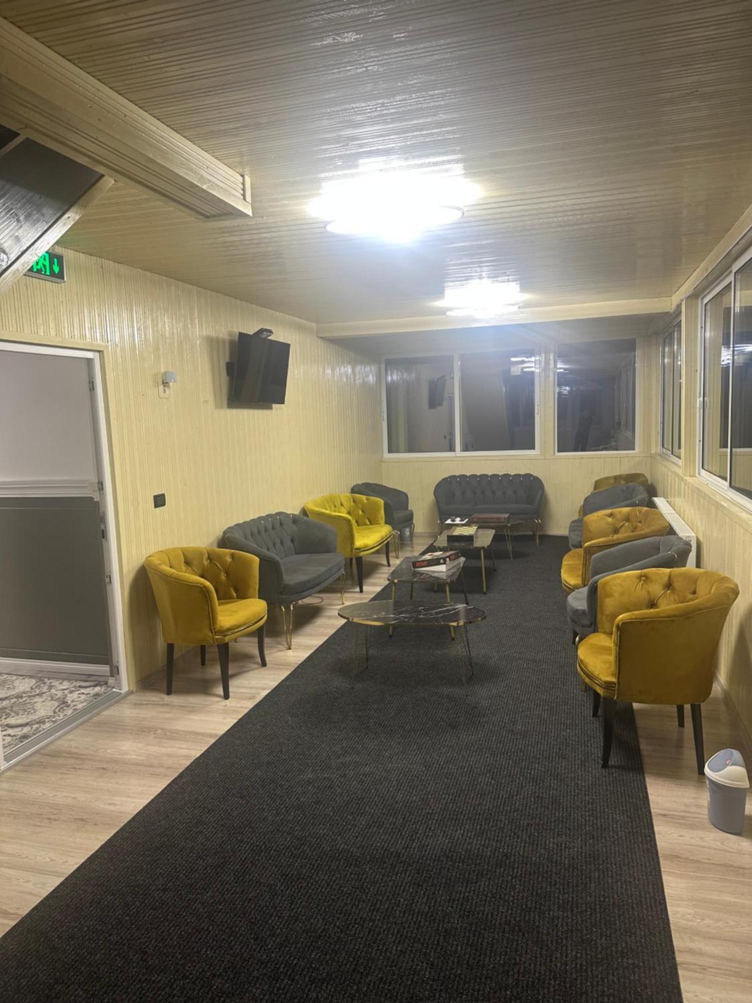 Pensiunea Cascada Putnei Lepşa 外观 照片